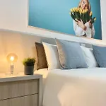 Beeapartments Apartahotel 3*