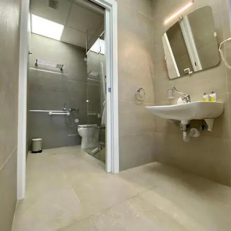 Hotel apartamentowy Beeapartments 2*