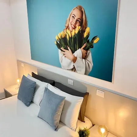 Beeapartments شقة فندقية 4*