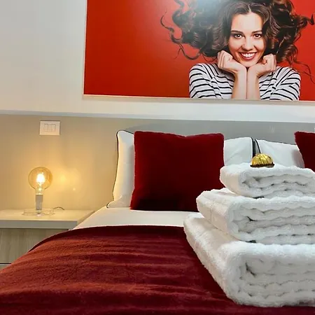 شقة فندقية Beeapartments 4*