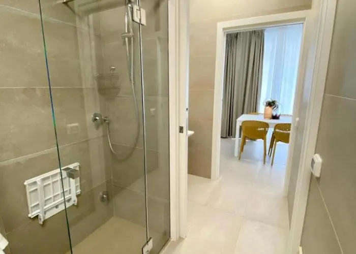 Beeapartments Апарт-отель 4*