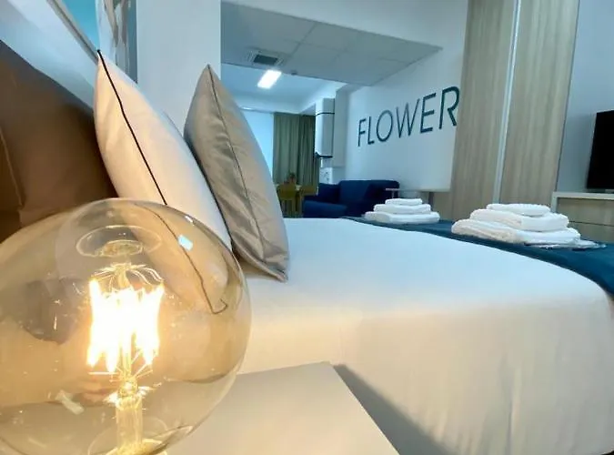 Beeapartments Апарт-отель Бари